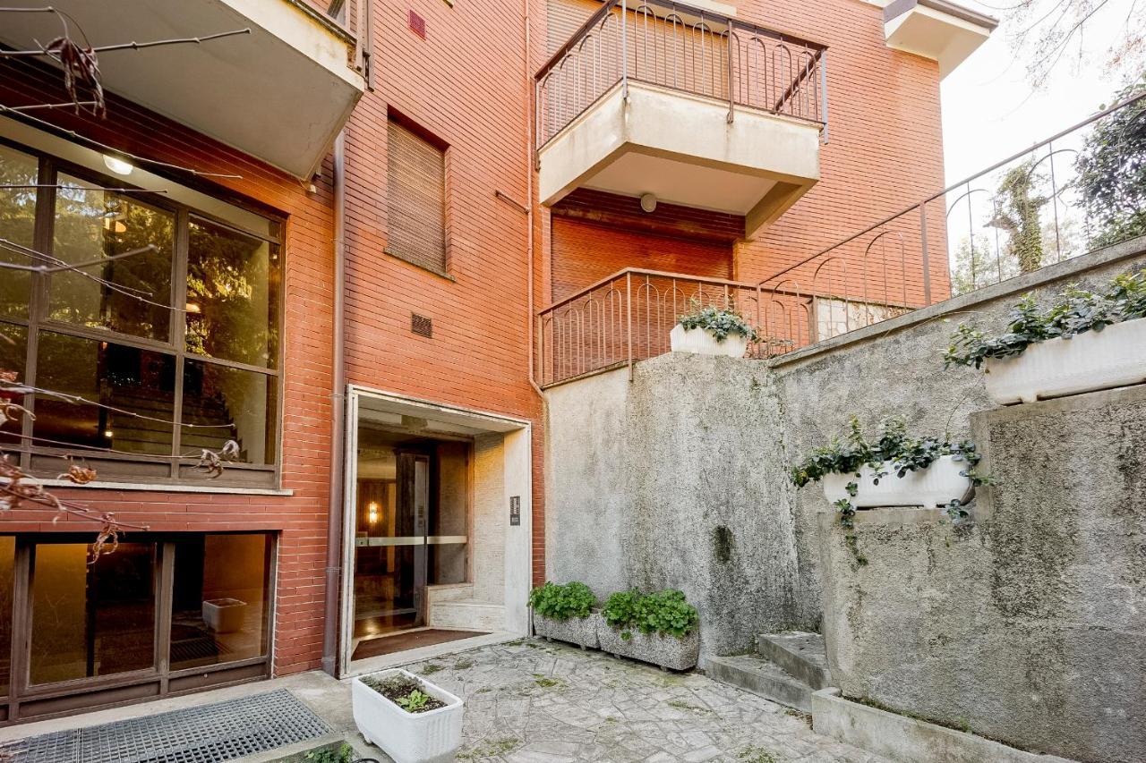 Portosole Attic - With Terrace And Private Parking Daire Sanremo Dış mekan fotoğraf