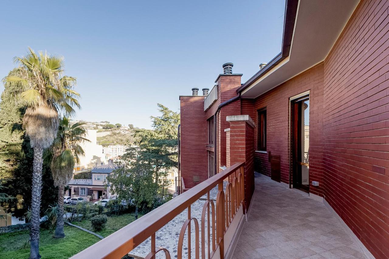 Portosole Attic - With Terrace And Private Parking Daire Sanremo Dış mekan fotoğraf